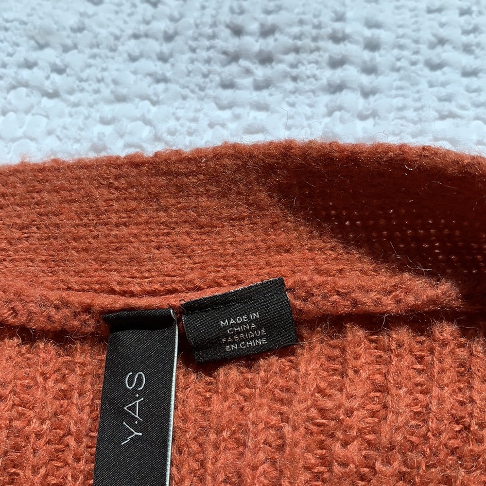 Sweater - Picture 2 of 2